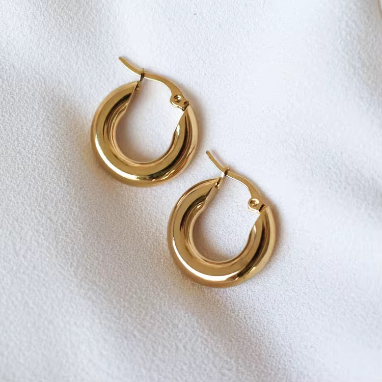 Alyssa Hoops