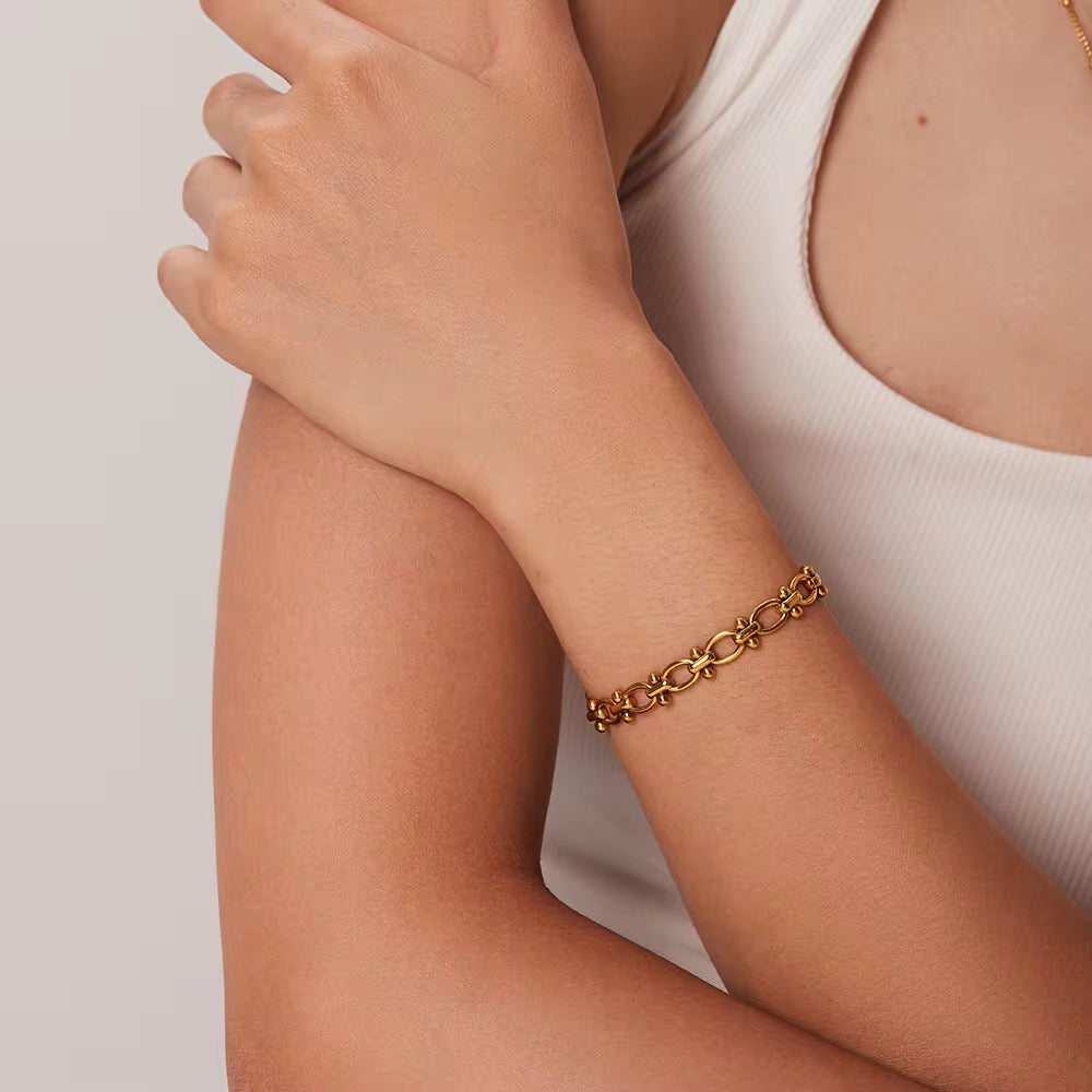 Anya Gold Bracelet