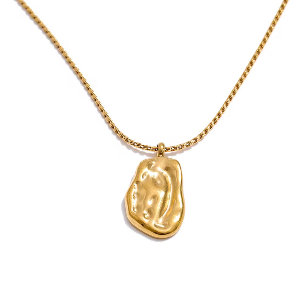 Adeera Gold Necklace