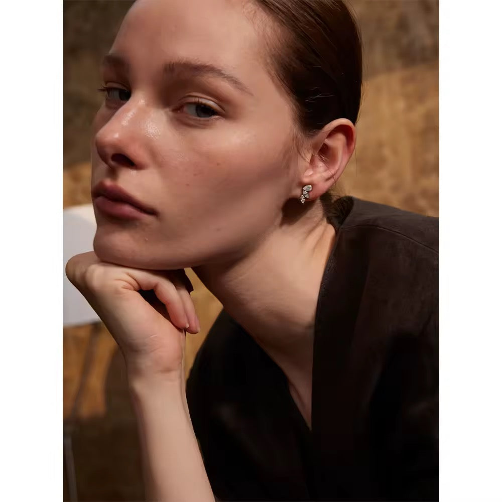 Sarai Dainty Studs