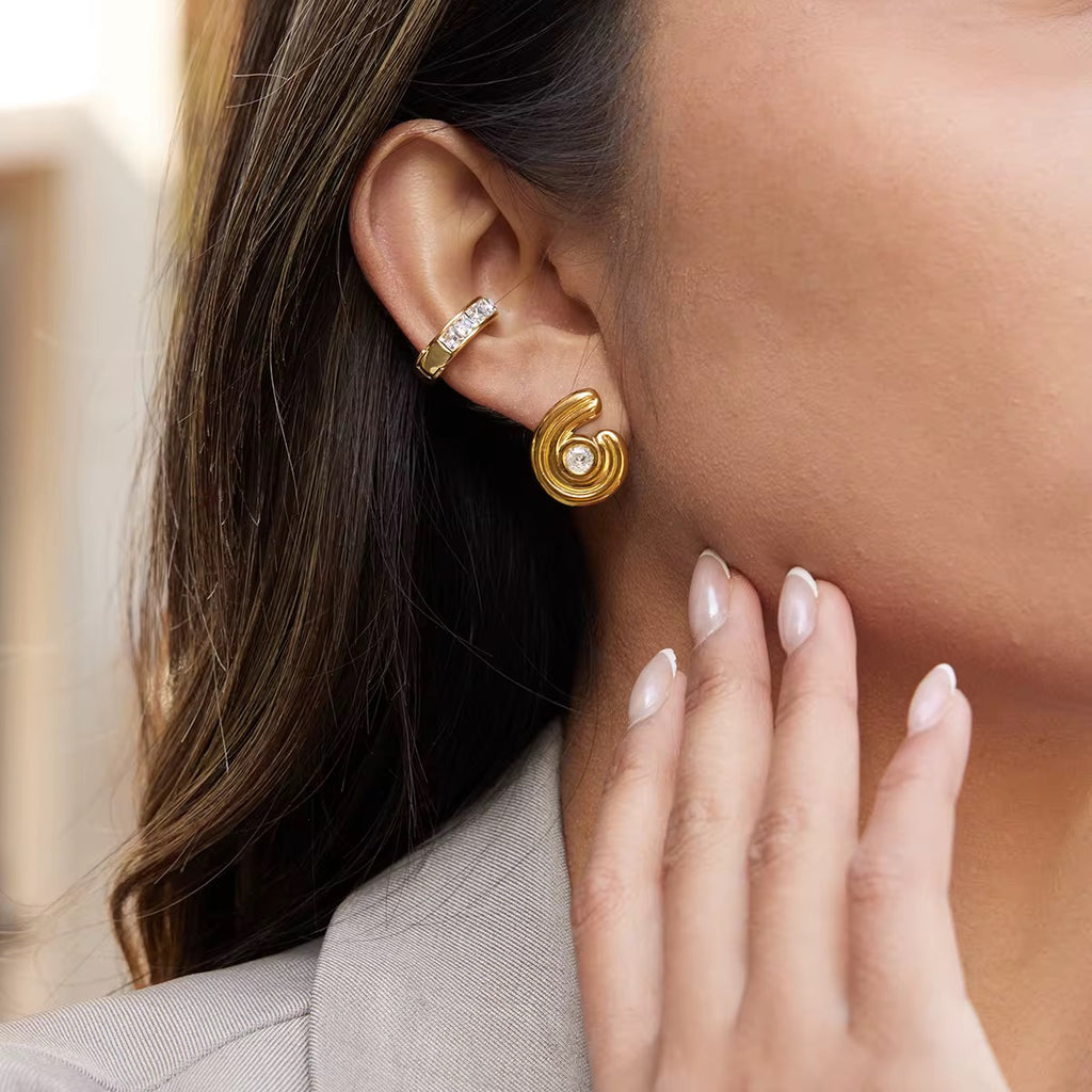 Asha Studs