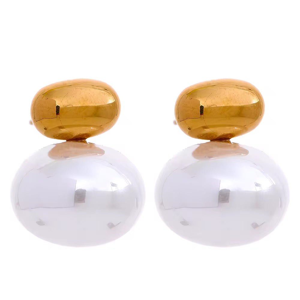 Ula Pearl Gold Earrings