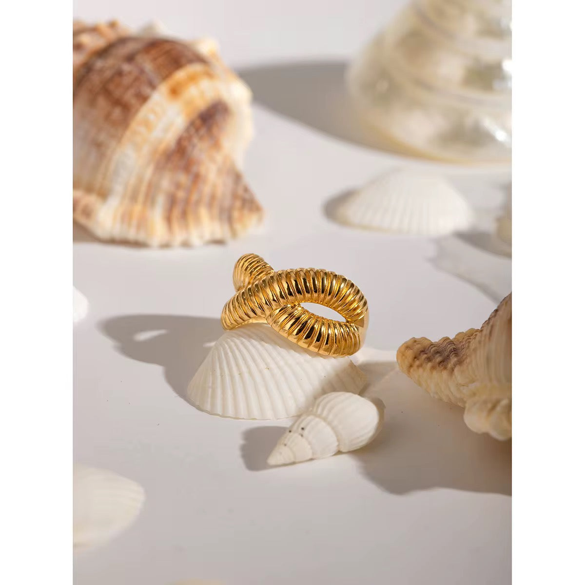 Etta Adjustable Ring