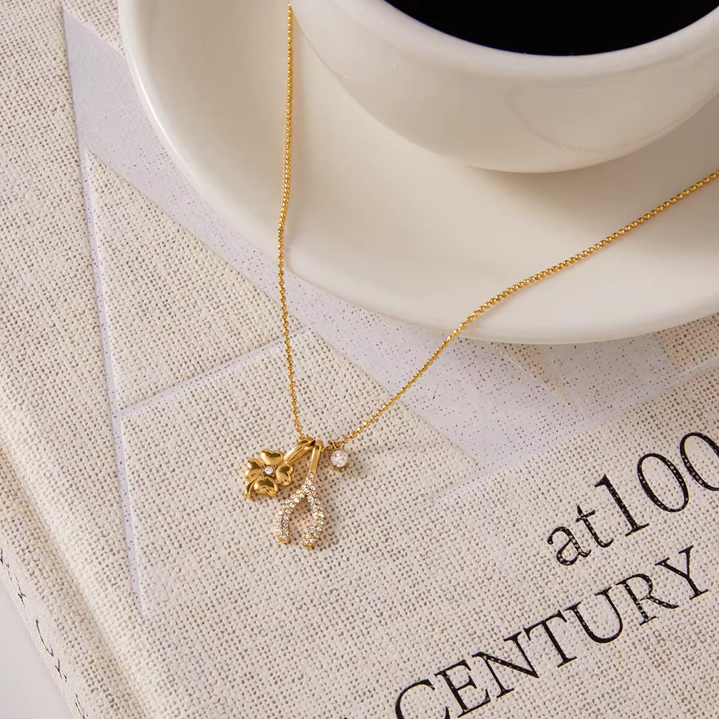 Iskra Necklace