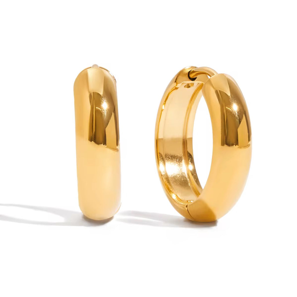 Mia Hoops