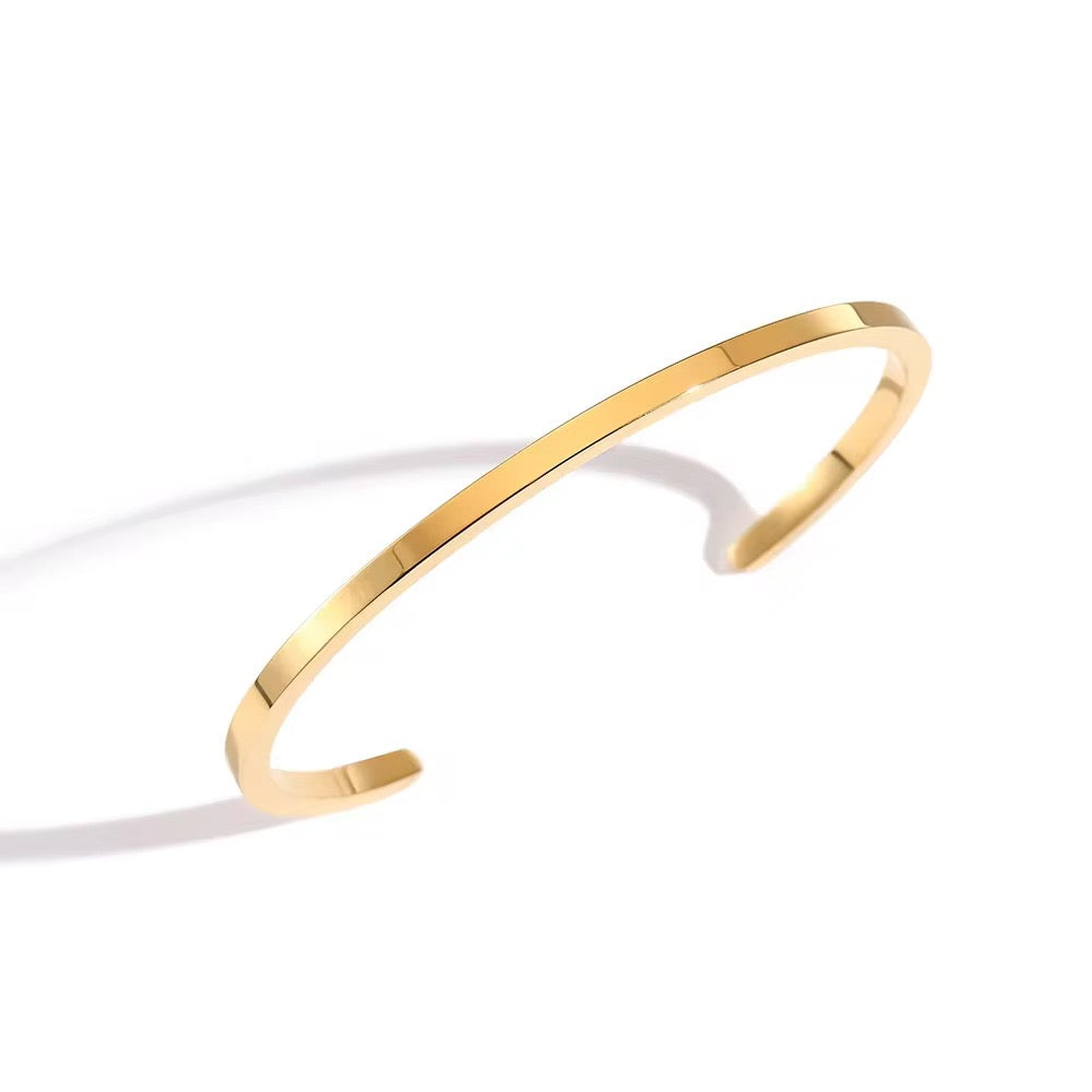 Alon Cuff | Male