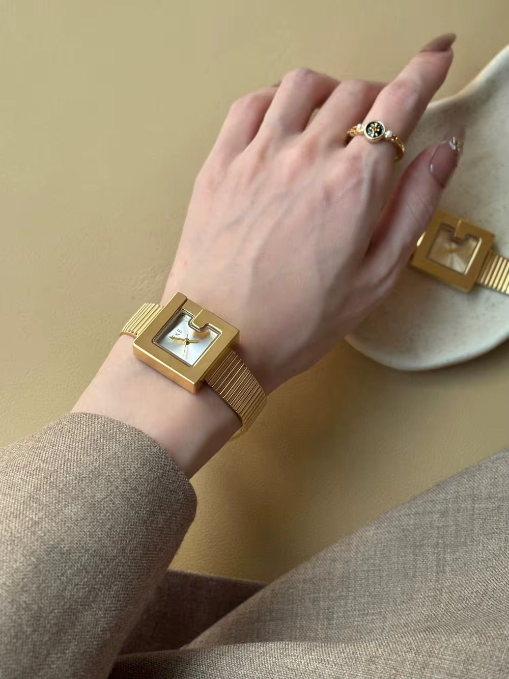 Reva Gold Watch | White Face