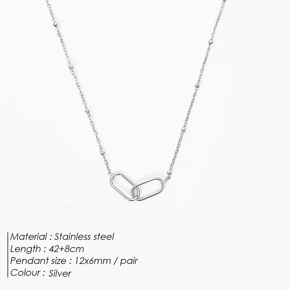 Daisy Interlock Silver Necklace