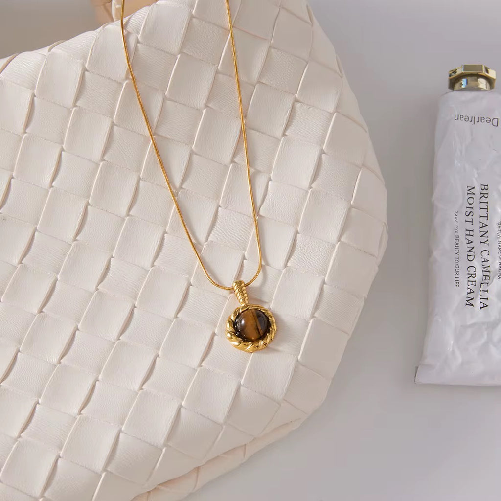 Tora Necklace