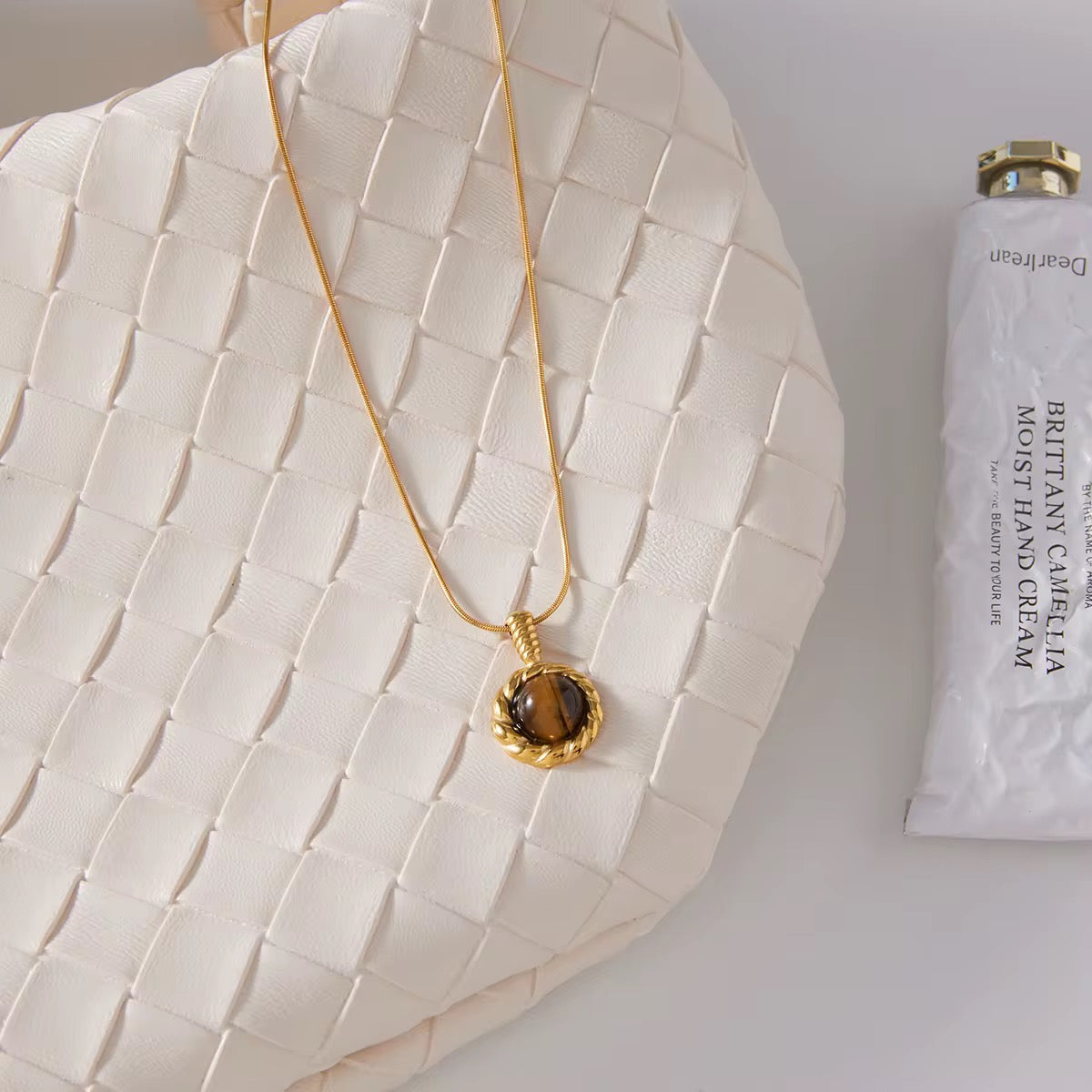 Tora Necklace