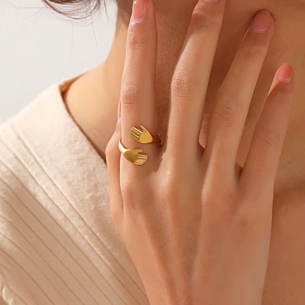 Hug me Ring