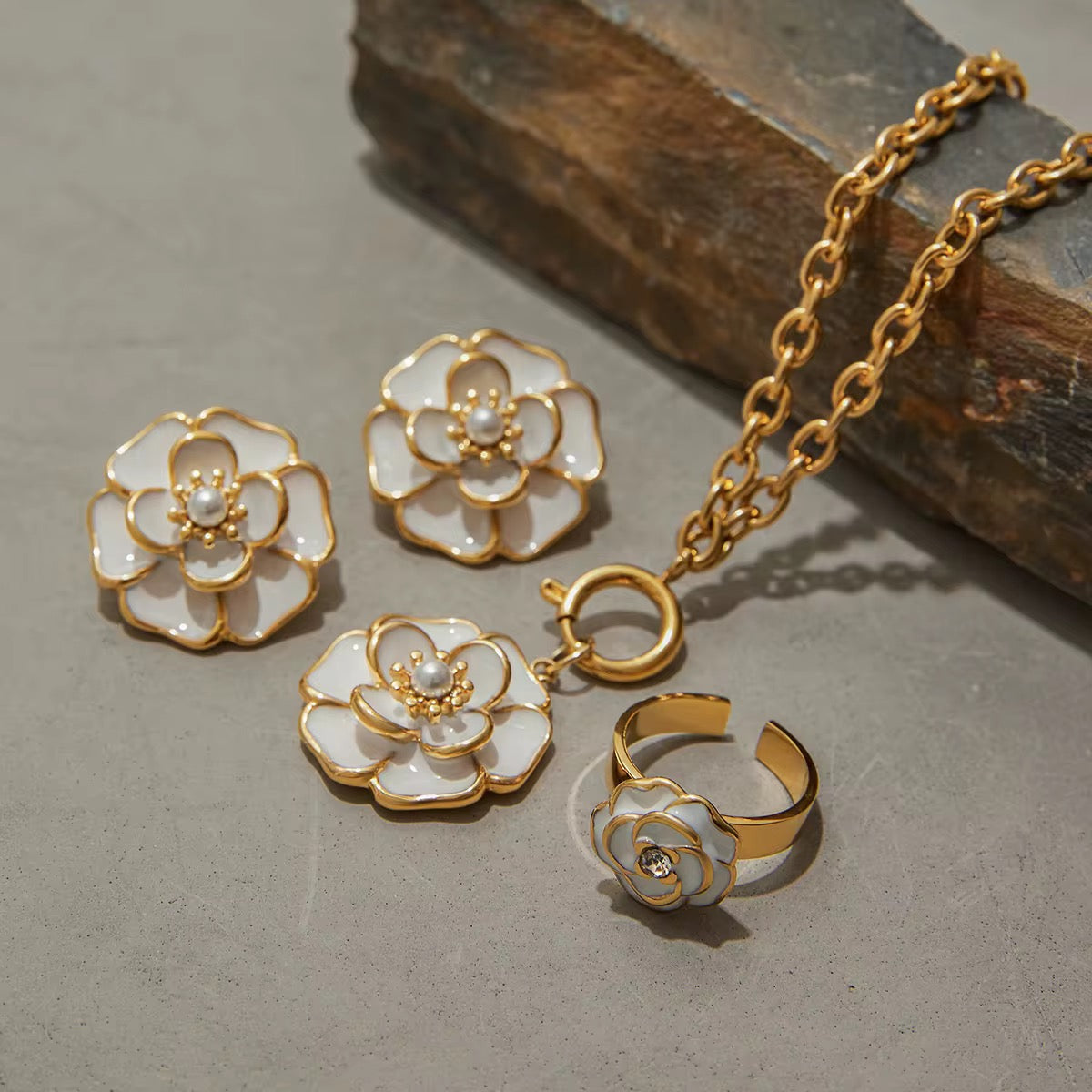 Anica Set