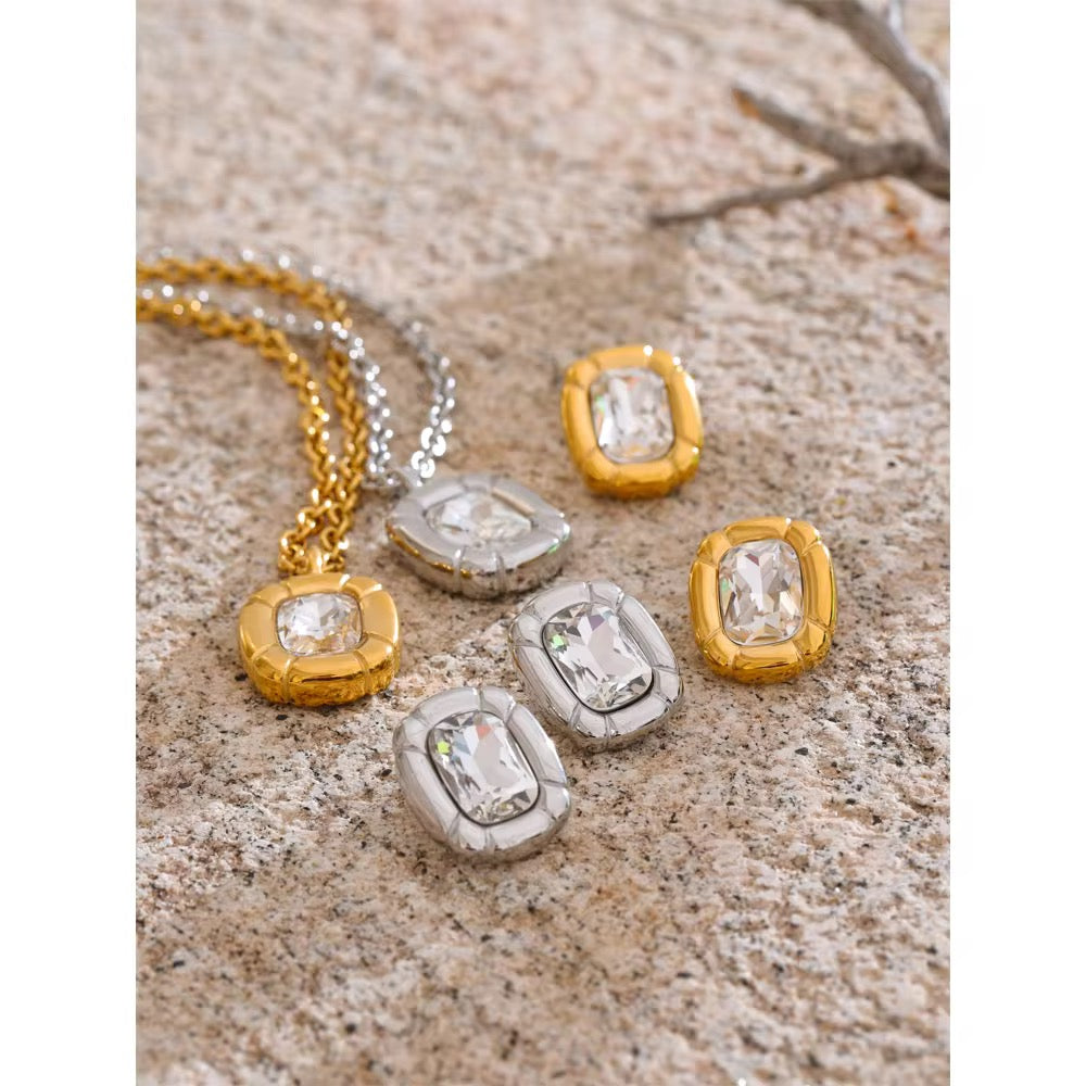 Kasih Gold Necklace