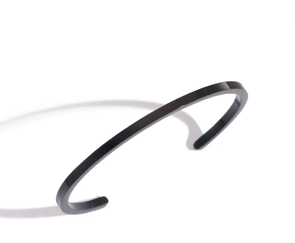 Alon Cuff | Male