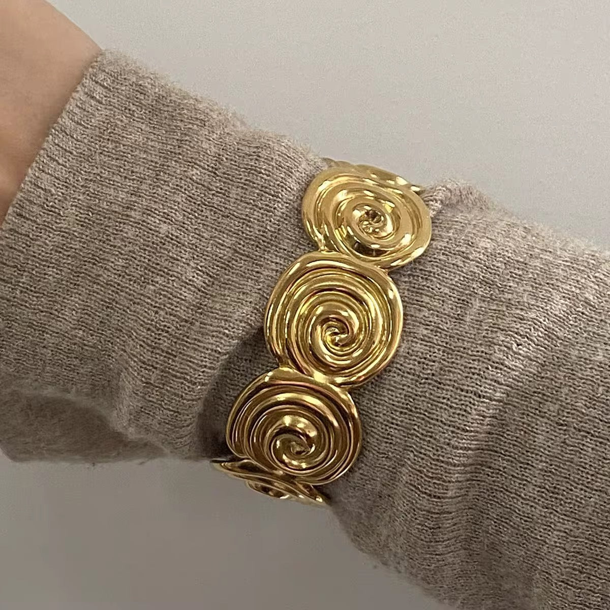 Elodie Bangle