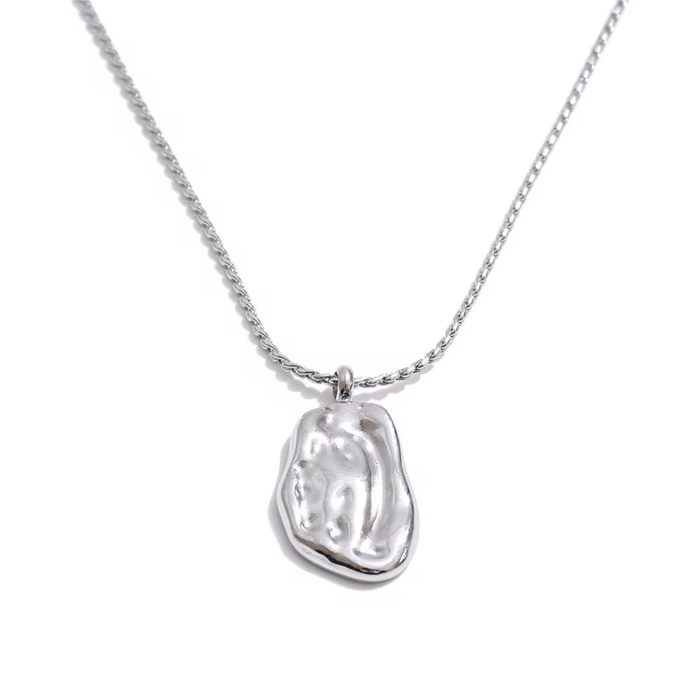 Adeera Silver Necklace